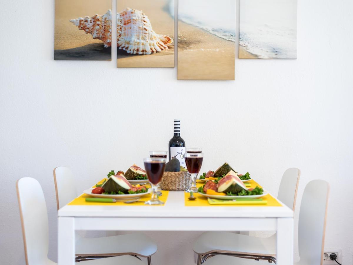 Apartment 32 Bright Copacabana Ocean View Free Wifi Costa Adeje (Tenerife)